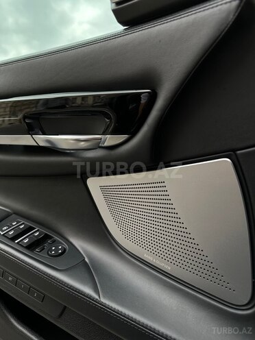 BMW 750 2015, 209,000 km - 4.4 l - Bakı