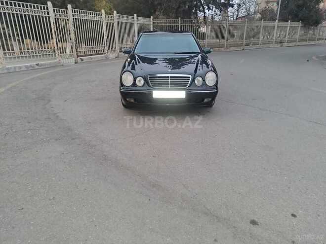 Mercedes E 240 2000, 210,000 km - 2.6 л - Bakı