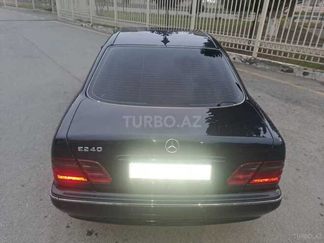 Mercedes E 240 2000, 210,000 km - 2.6 л - Bakı