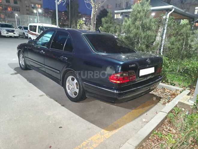 Mercedes E 240 2000, 210,000 km - 2.6 л - Bakı