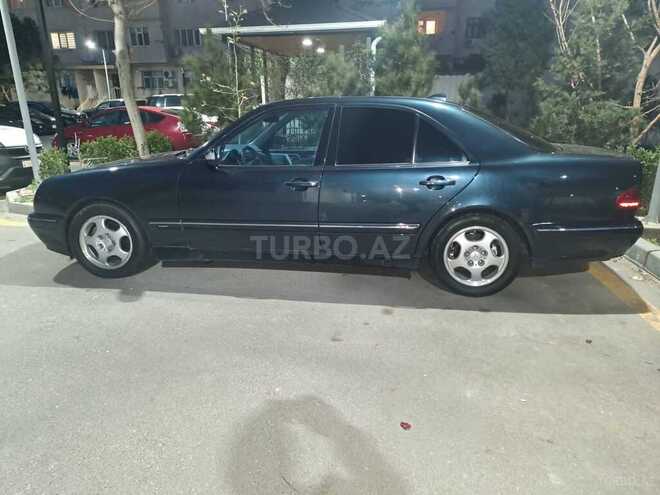 Mercedes E 240 2000, 210,000 km - 2.6 л - Bakı