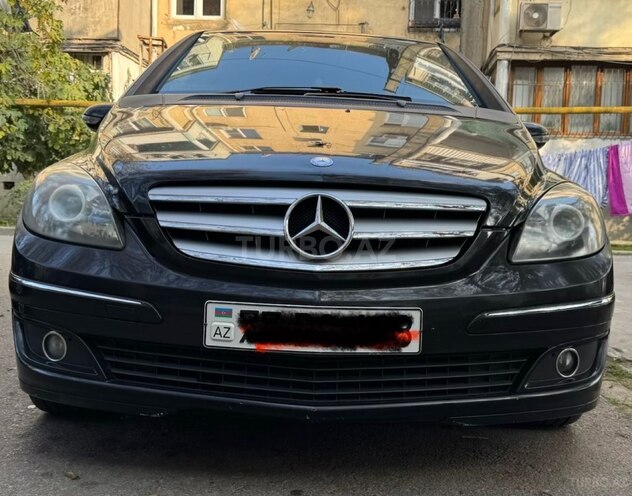 Mercedes B 200-1