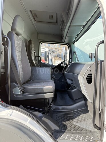 Mercedes Atego 818-10