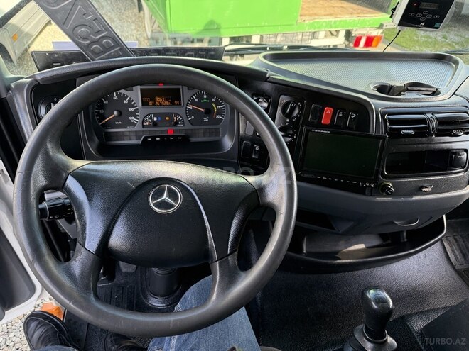 Mercedes Atego 818-8