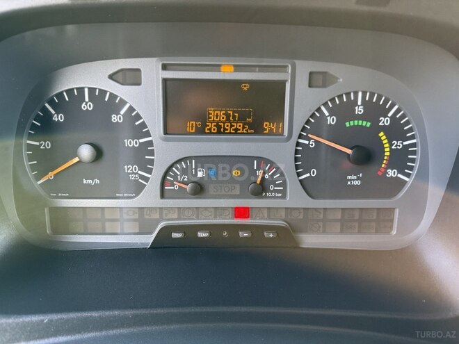 Mercedes Atego 818-7