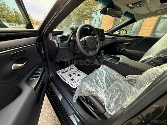 Lexus ES 300h 2024, 12,000 km - 2.5 l - Bakı
