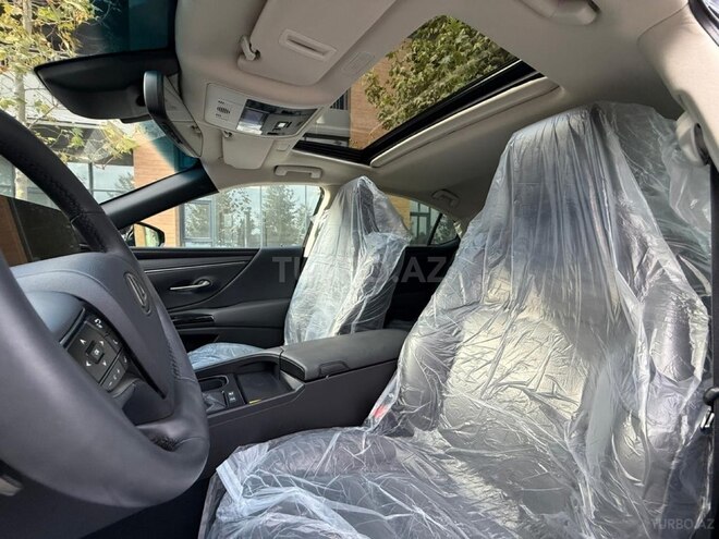 Lexus ES 300h 2024, 12,000 km - 2.5 l - Bakı