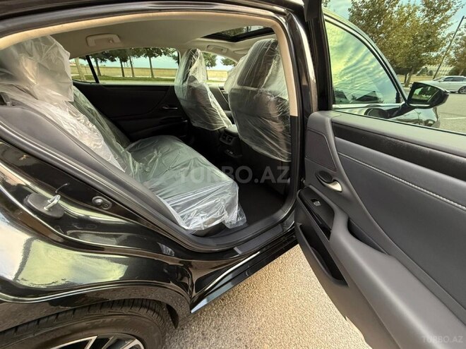 Lexus ES 300h 2024, 12,000 km - 2.5 l - Bakı