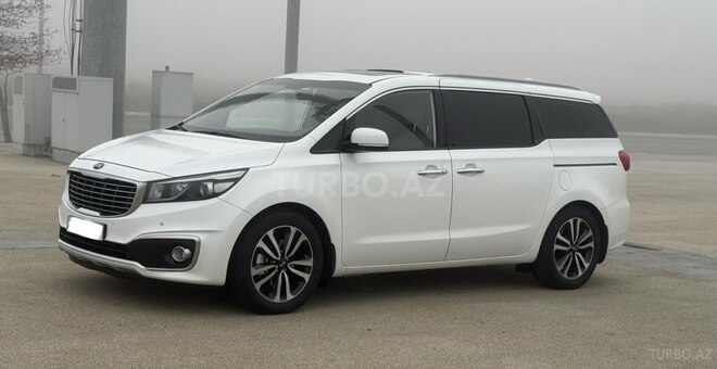 Kia Carnival 2015, 181,500 km - 2.2 l - Bakı