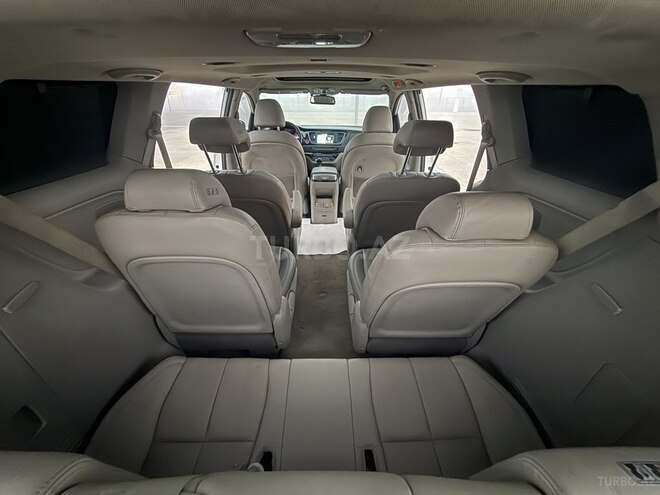 Kia Carnival 2015, 181,500 km - 2.2 l - Bakı
