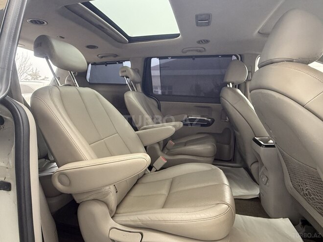 Kia Carnival 2015, 181,500 km - 2.2 l - Bakı