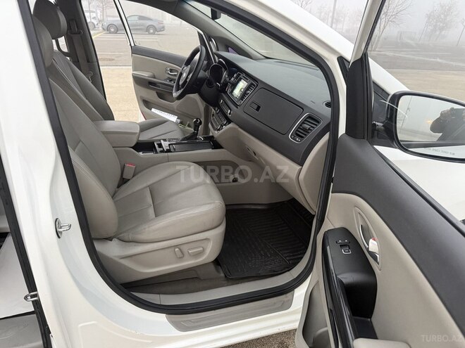 Kia Carnival 2015, 181,500 km - 2.2 l - Bakı