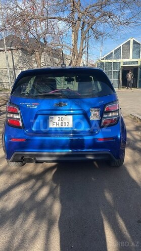 Chevrolet Sonic-6