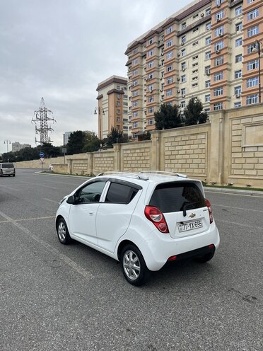 Chevrolet Spark 2023, 14,000 km - 1.3 л - Bakı