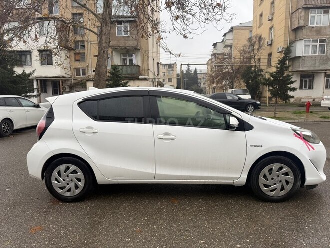 Toyota Aqua 2019, 210,000 km - 1.5 л - Bakı