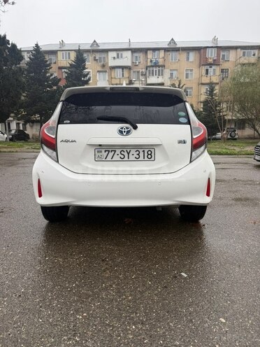 Toyota Aqua 2019, 210,000 km - 1.5 л - Bakı