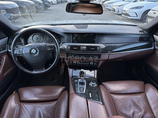 BMW 528-10