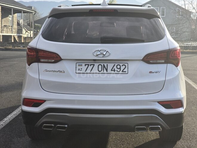 Hyundai Santa Fe 2016, 200,000 km - 2.0 l - Zaqatala