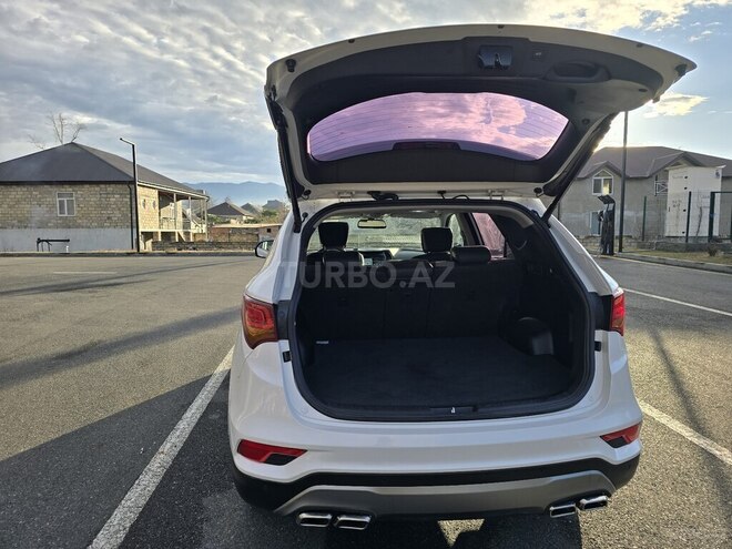 Hyundai Santa Fe 2016, 200,000 km - 2.0 l - Zaqatala