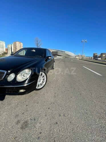 Mercedes E 220 2002, 405,000 km - 2.2 л - Bakı