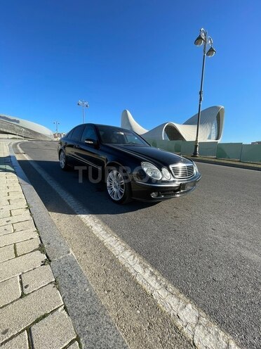 Mercedes E 220 2002, 405,000 km - 2.2 л - Bakı