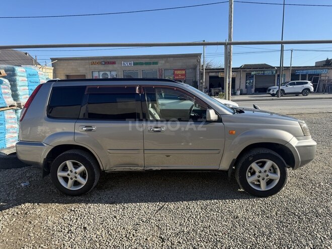 Nissan X-Trail 2001, 319,000 km - 2.0 l - Bakı