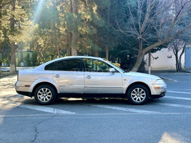 Volkswagen Passat 2001, 270,000 km - 1.8 l - Sumqayıt