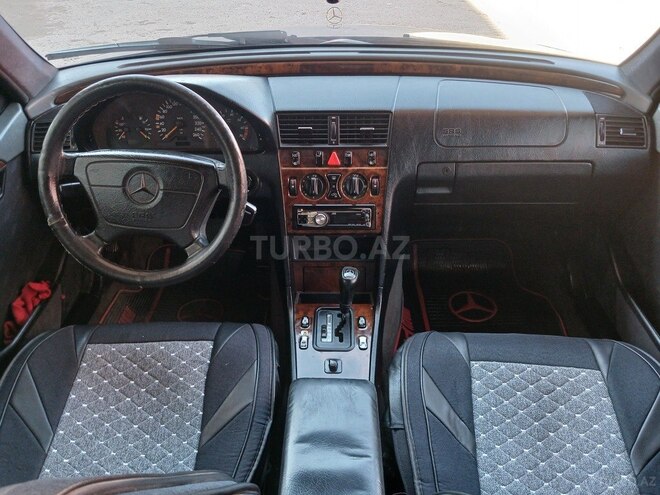 Mercedes C 230 1995, 301,000 km - 2.3 л - Xırdalan