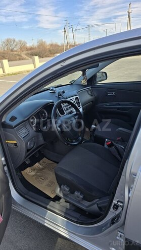Kia Rio 2005, 227,945 km - 1.4 л - Saatlı