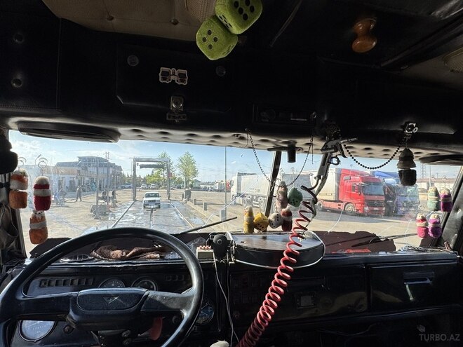KamAz 55111 1988, 250,000 km - 11.0 l - Şəmkir