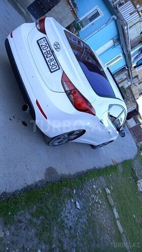 Hyundai Avante 2015, 206,000 km - 1.6 l - Şabran