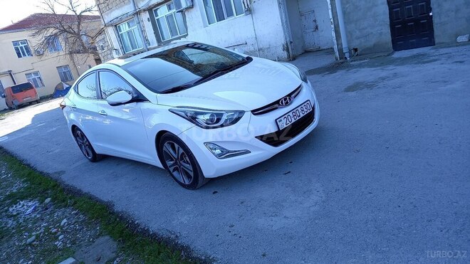 Hyundai Avante 2015, 206,000 km - 1.6 l - Şabran