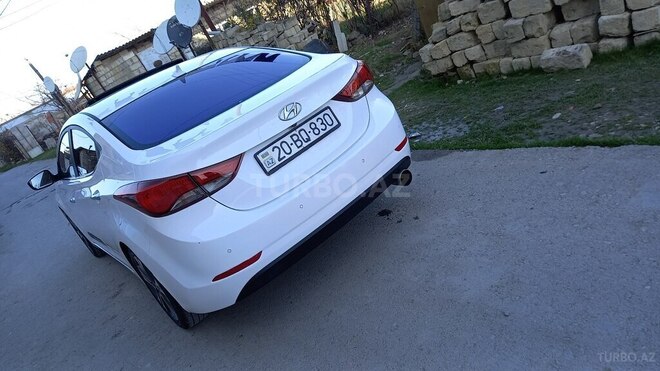 Hyundai Avante 2015, 206,000 km - 1.6 l - Şabran