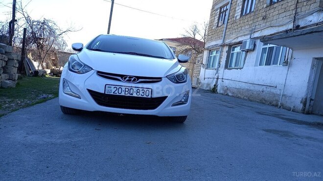 Hyundai Avante 2015, 206,000 km - 1.6 l - Şabran