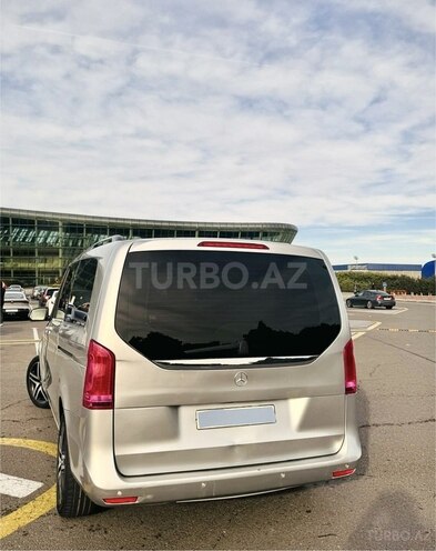 Mercedes V 250 2016, 398,000 km - 2.1 l - Bakı