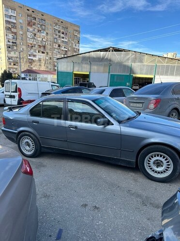 BMW 320 1993, 580,000 km - 2.0 l - Bakı