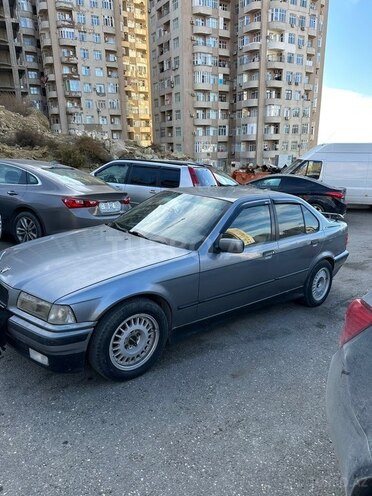 BMW 320 1993, 580,000 km - 2.0 l - Bakı