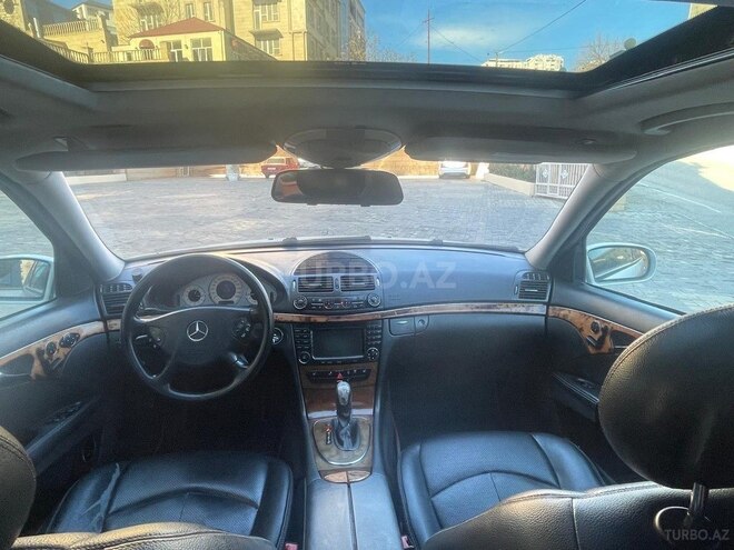 Mercedes E 320 2004, 226,000 km - 3.2 l - Bakı