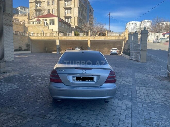 Mercedes E 320 2004, 226,000 km - 3.2 l - Bakı