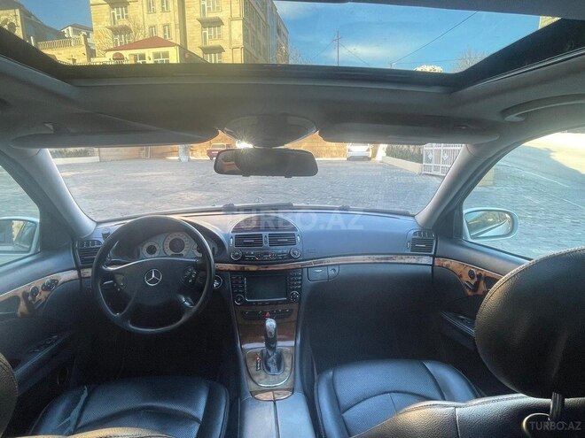 Mercedes E 320 2004, 226,000 km - 3.2 l - Bakı