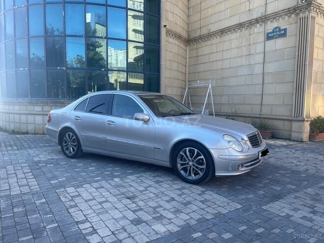 Mercedes E 320 2004, 226,000 km - 3.2 l - Bakı