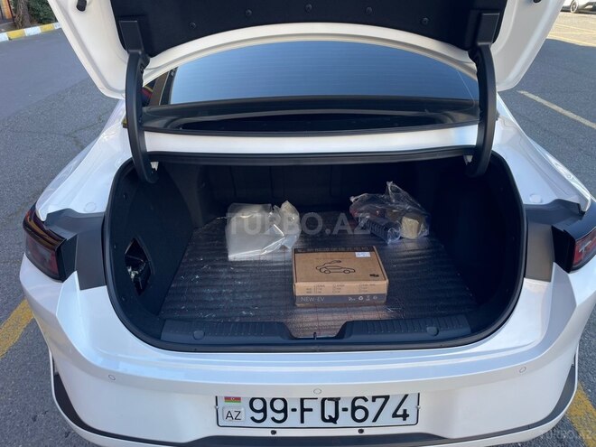Changan Qiyuan A05 2025, 10,500 km - 1.5 л - Bakı