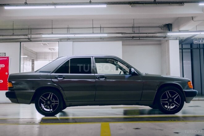 Mercedes 190 1990, 238,000 km - 2.0 л - Bakı