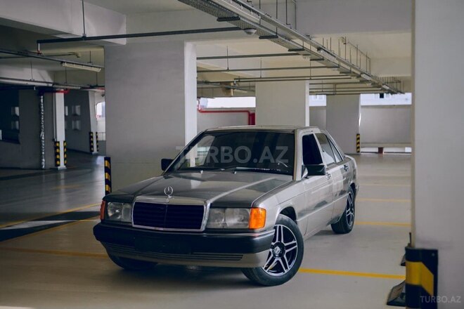 Mercedes 190 1990, 238,000 km - 2.0 л - Bakı