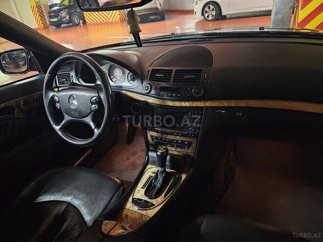 Mercedes E 350 2006, 246,000 km - 3.5 л - Bakı
