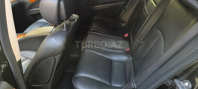 Mercedes E 200-7