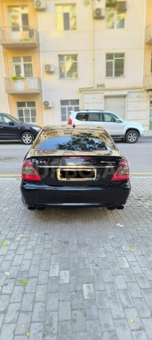 Mercedes E 200-9