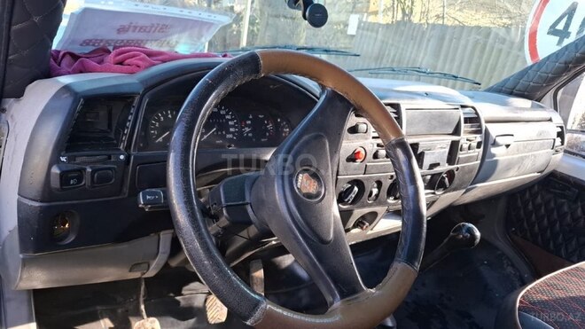 GAZ GAZel (3302-18)-12