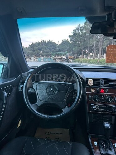 Mercedes C 180 1997, 400,300 km - 1.8 l - Bakı