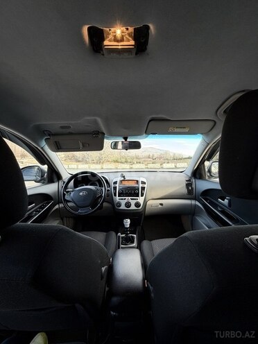 Kia Ceed 2008, 397,000 km - 1.6 л - İsmayıllı